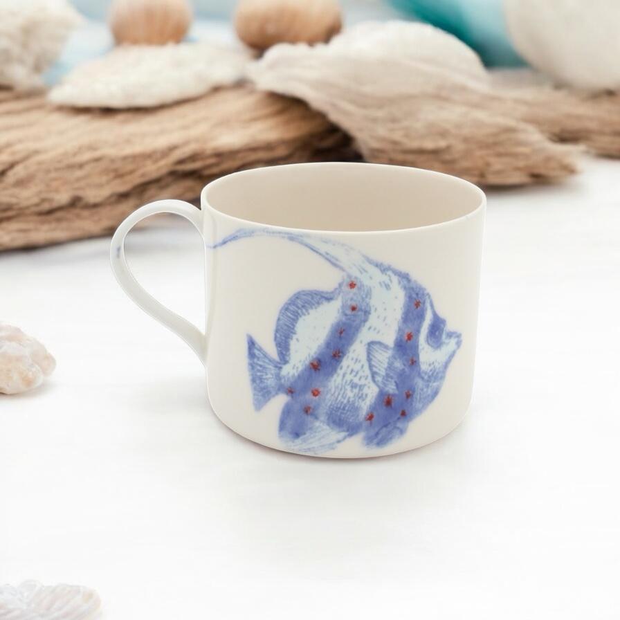 Luna Beyaz Mavi Balık Porselen Kupa