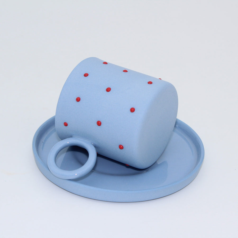 Mia Mavi - Kırmızı Noktalı Porselen Fincan ve Tabağı