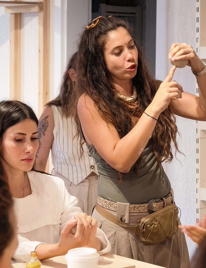 Stoneware Seramik Elle Şekillendirme Atölyesi
